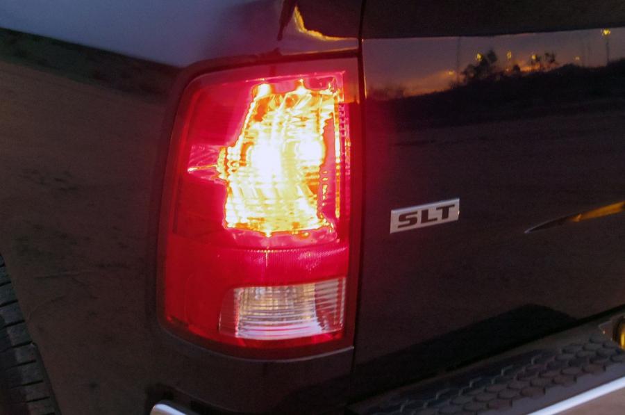  Dodge Ram 1500 2013 года  (фото 93 из 106)